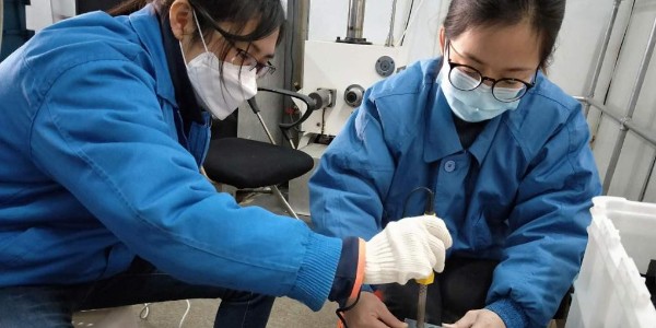 成人TIKTOK黄短视频塑业急客户之所急 加速复工复产