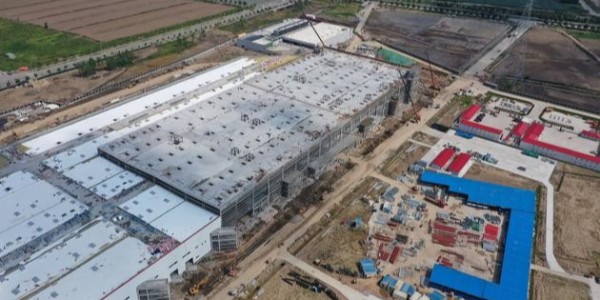 特斯拉预计：年底前在上海工厂投产Model 3电动车